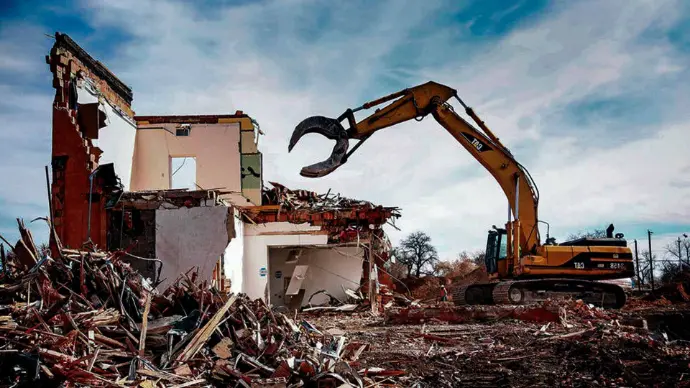 نشتري حديد الهدم